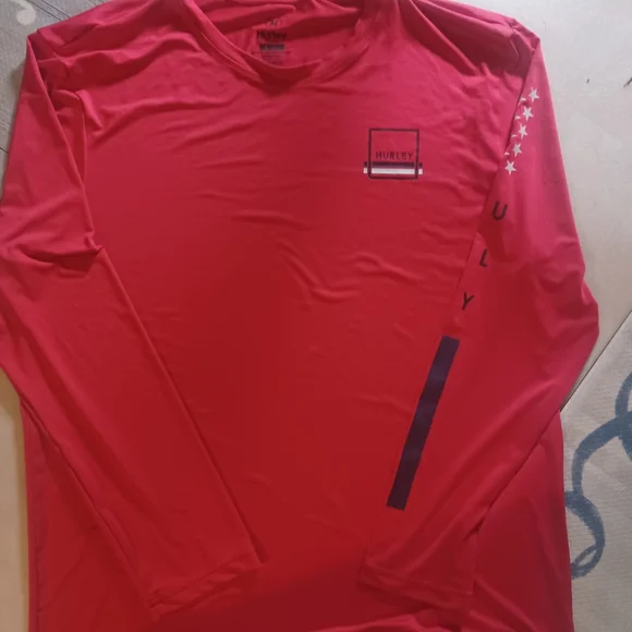 Bundle of Mens Hurley Shirts - Picture 5 of 8